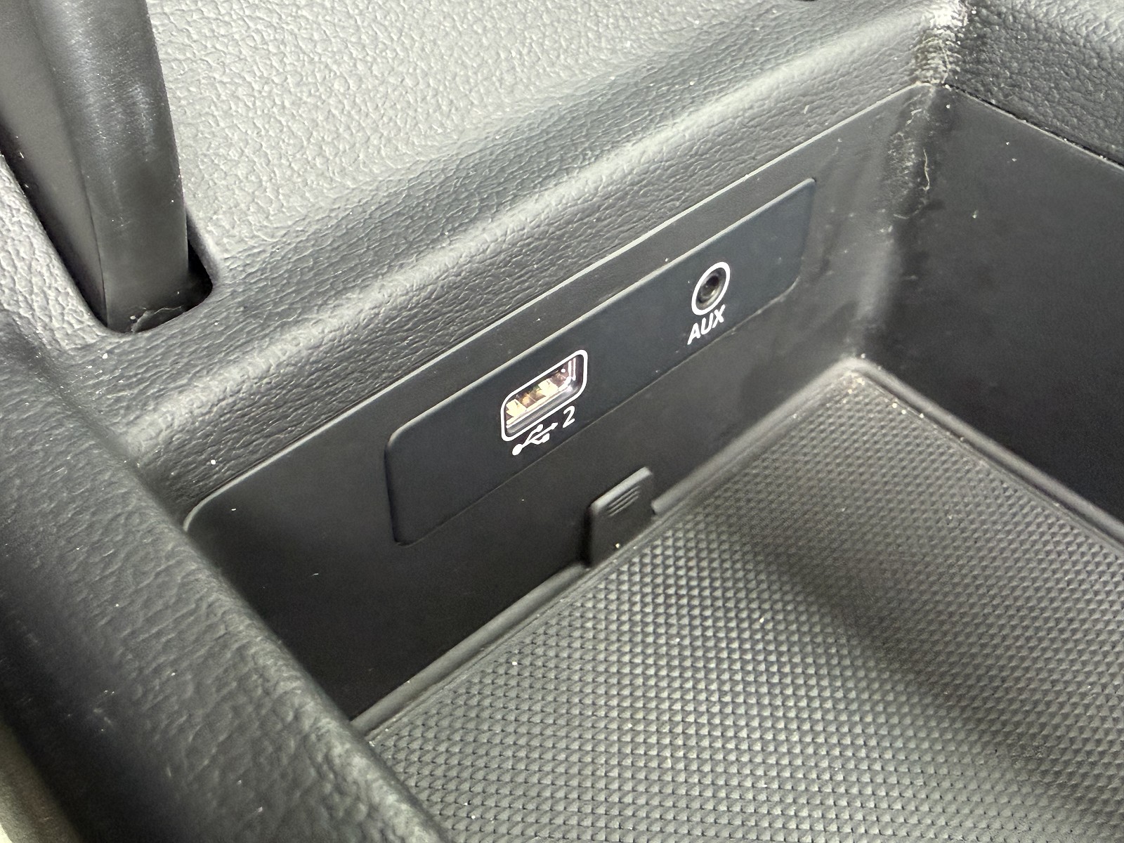 Centre console USB Ports