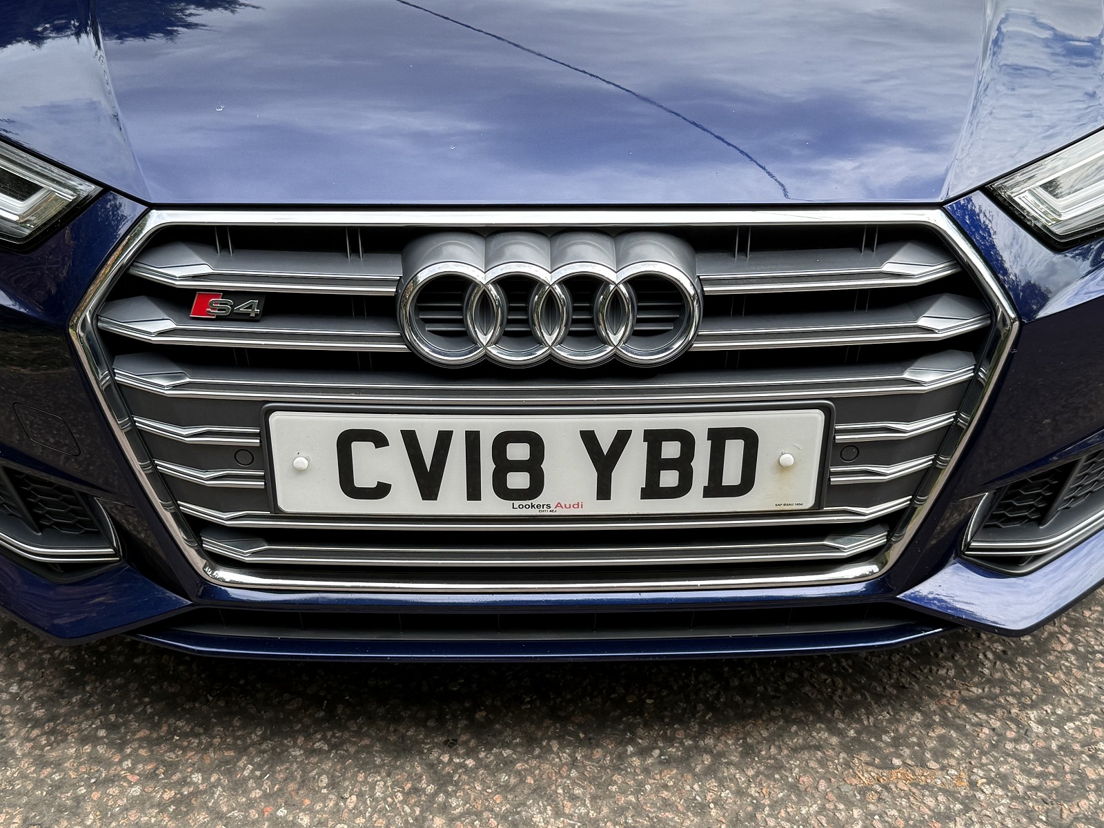 Grille detail